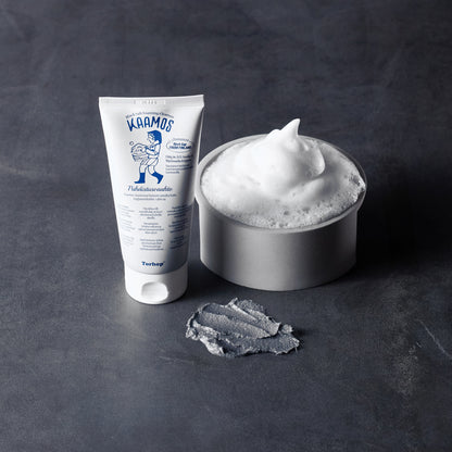 Torhop - Kaamos Black Salt Foaming Cleanser